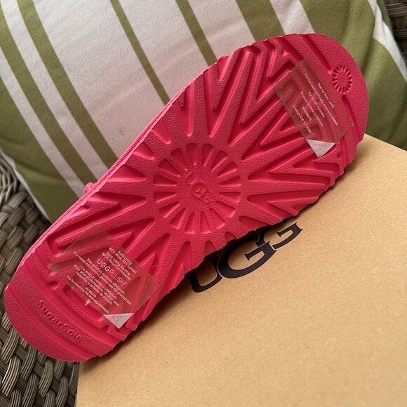 NIB UGG CLASSIC ULTRA MINI BOOT Taffy Pink - Picture 10 of 17